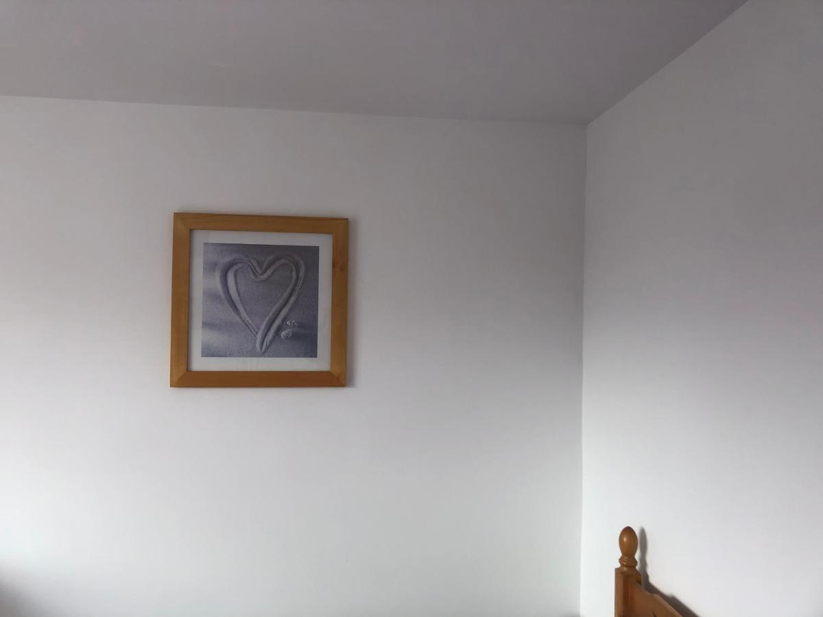 Lighthouse Apartment Largs Buitenkant foto