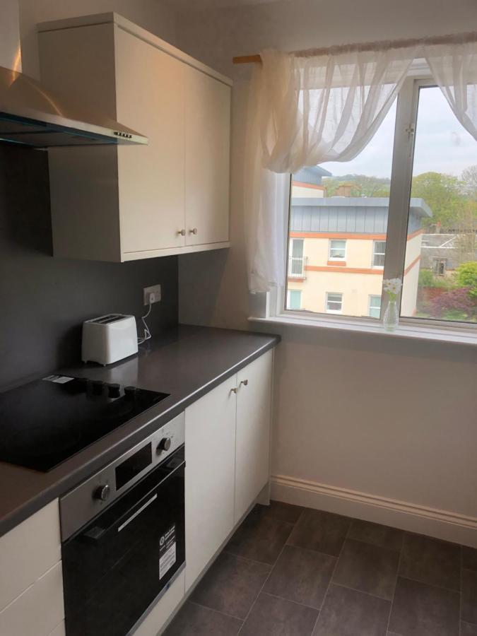 Lighthouse Apartment Largs Buitenkant foto