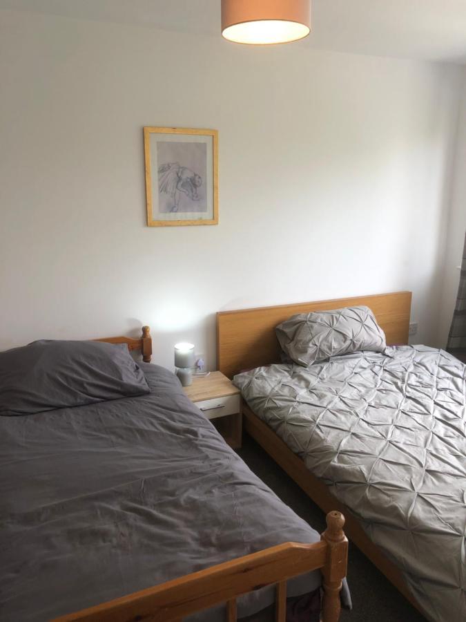 Lighthouse Apartment Largs Buitenkant foto